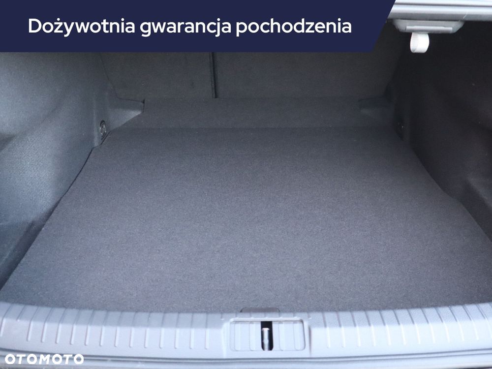 Volkswagen Passat - 13