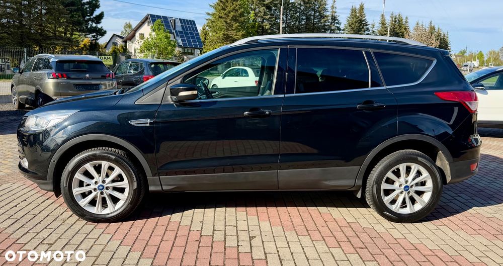 Ford Kuga 1.5 EcoBoost 2x4 Titanium - 5