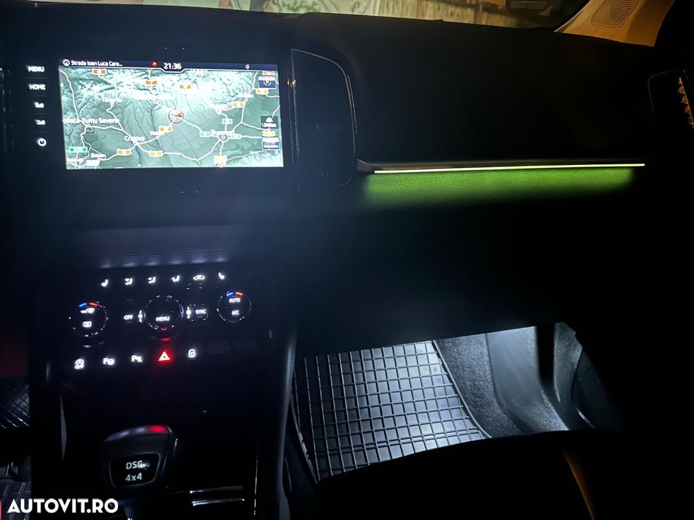 Skoda Karoq 2.0 TDI SCR 4x4 DSG Sportline - 26