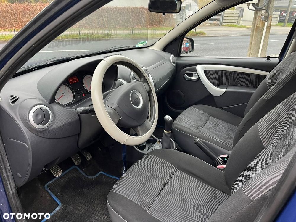 Dacia Sandero - 13