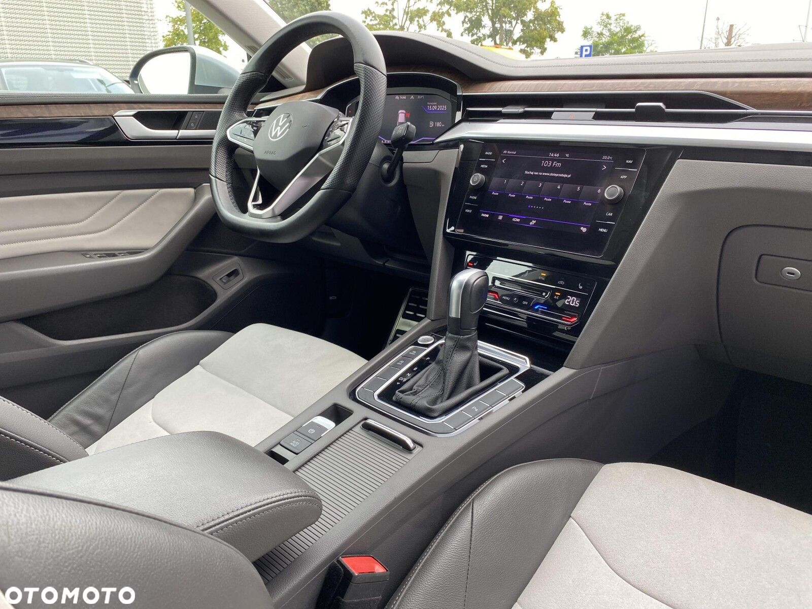 Volkswagen Arteon 2.0 TSI 4Motion Elegance DSG - 16