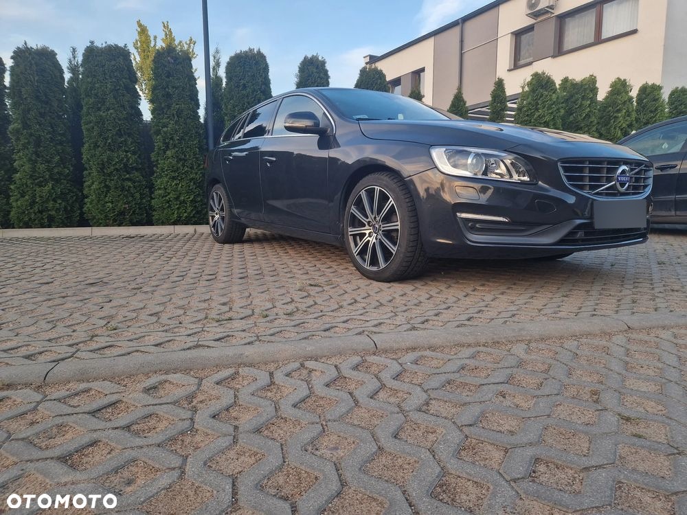 Volvo V60 D3 Momentum - 27