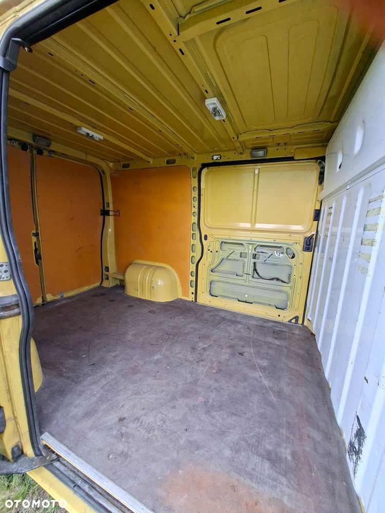 Renault Master - 15