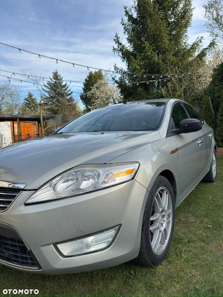Ford Mondeo 2.3 Ghia - 4