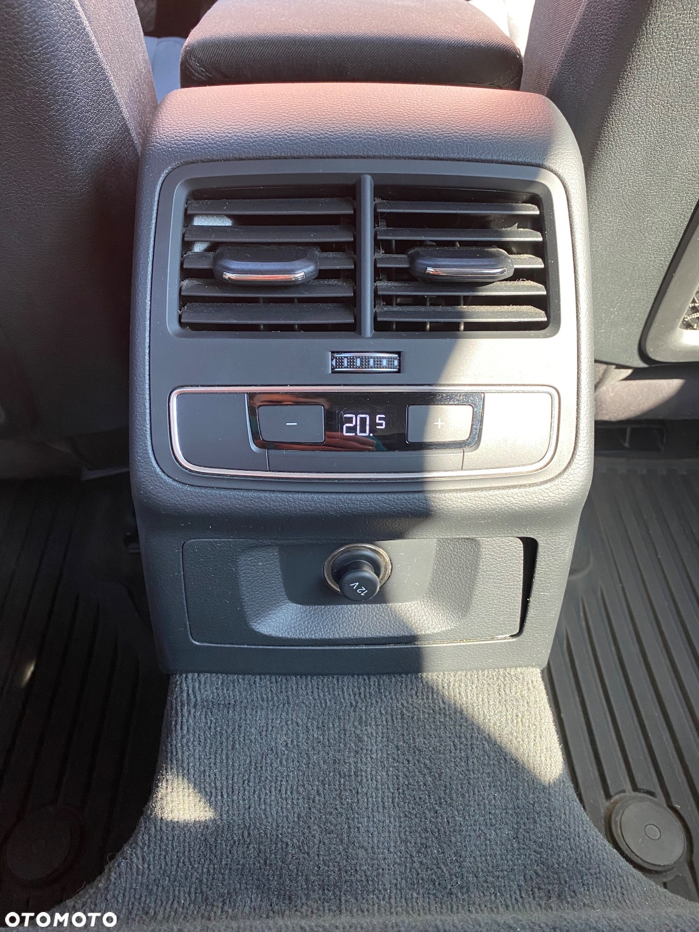 Audi A4 2.0 TDI Design S tronic - 15