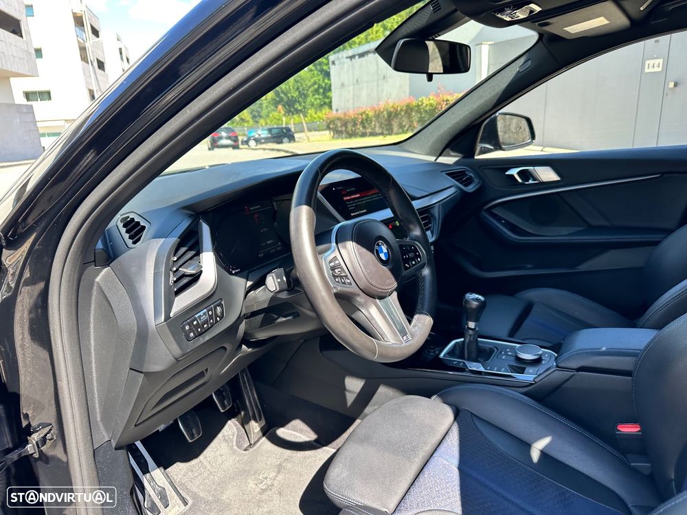 BMW 116 d Pack Desportivo M - 21