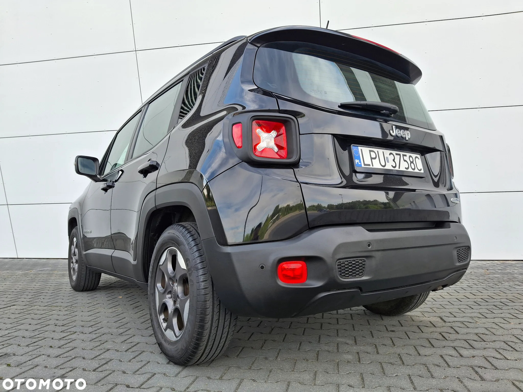 Jeep Renegade 1.4 MultiAir Longitude - 31