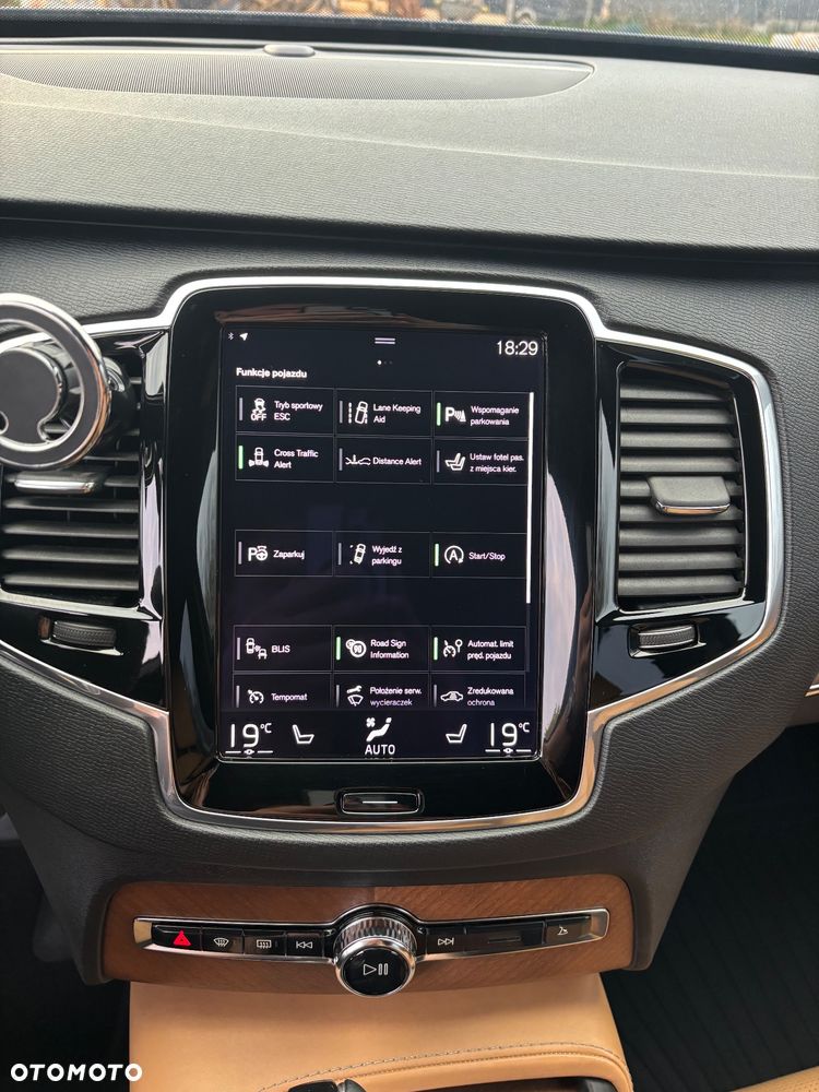 Volvo XC 90 D5 AWD Inscription - 17