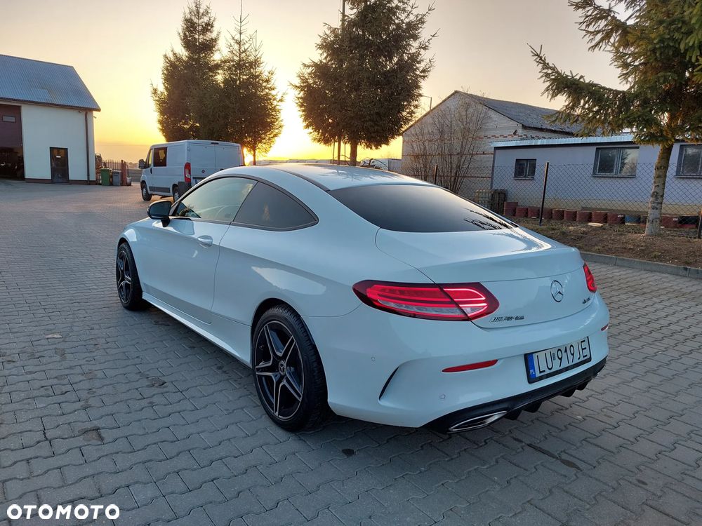Mercedes-Benz Klasa C 200 4MATIC 9G-TRONIC - 9