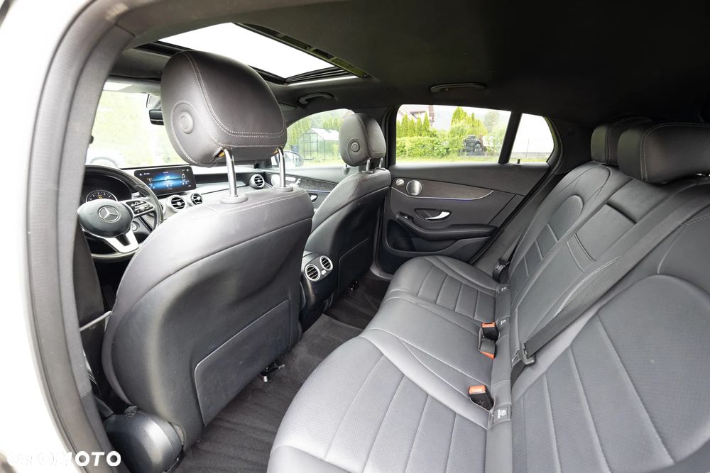 Mercedes-Benz GLC 300 4Matic 9G-TRONIC - 15