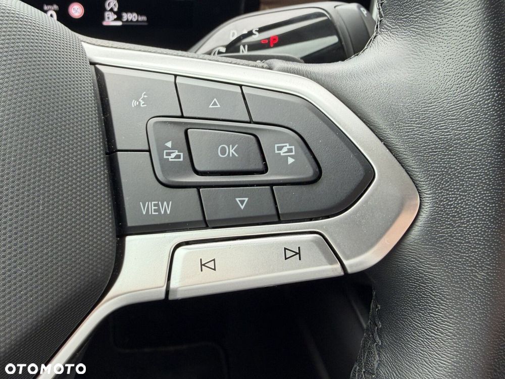Volkswagen Passat Variant 2.0 TDI EVO Business DSG - 32