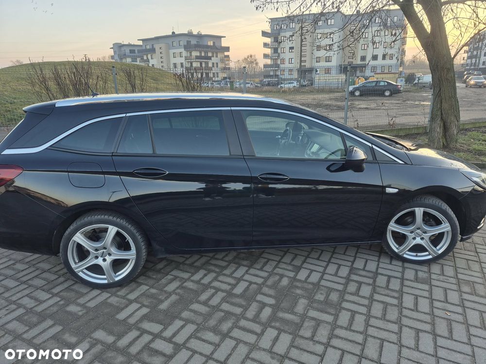 Opel Astra 1.4 T Enjoy - 17