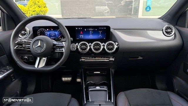 Mercedes-Benz GLA 180 d AMG Line - 21