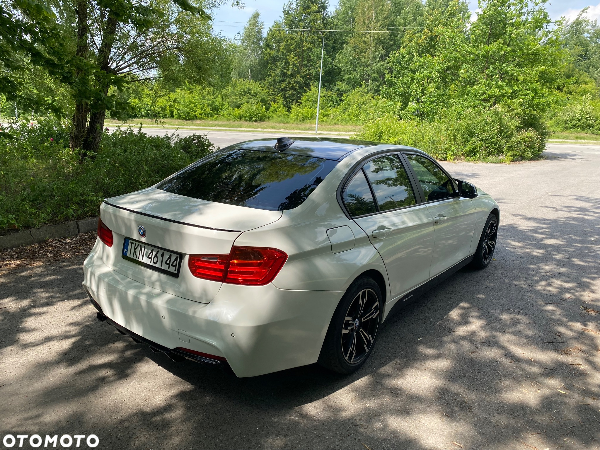 BMW Seria 3 320d Touring Luxury Line - 8