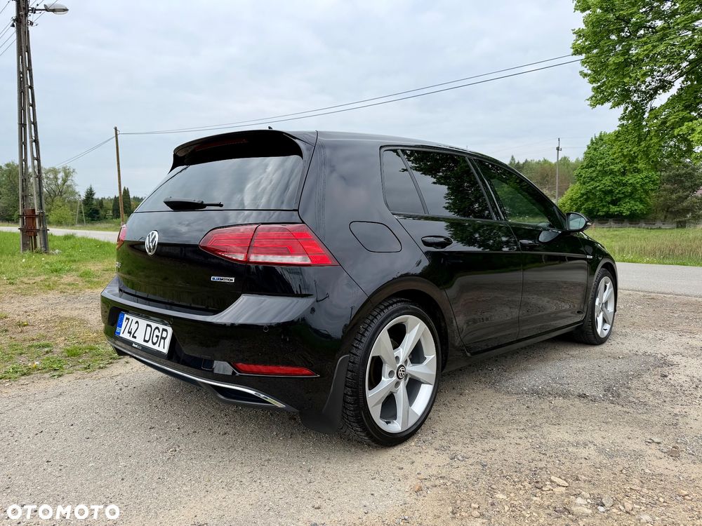 Volkswagen Golf - 9