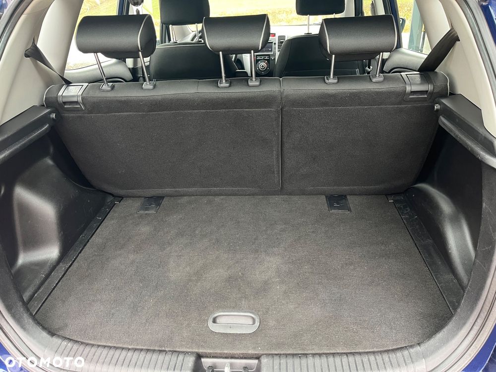 Kia Venga 1.4 CVVT Vision - 26