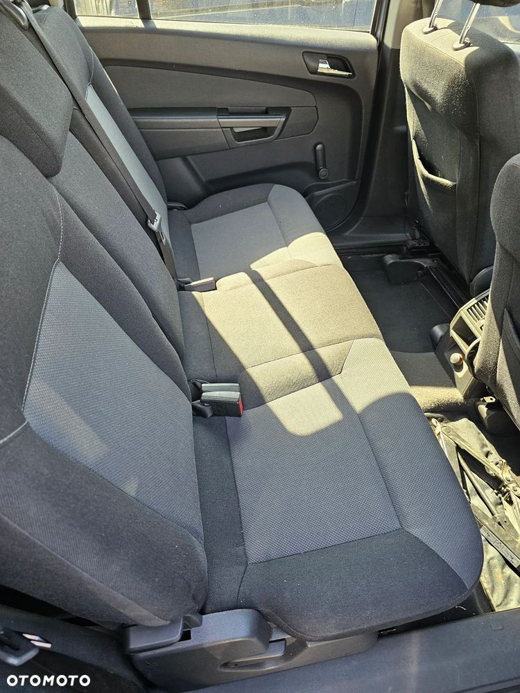 Opel Zafira 2005 photo 4