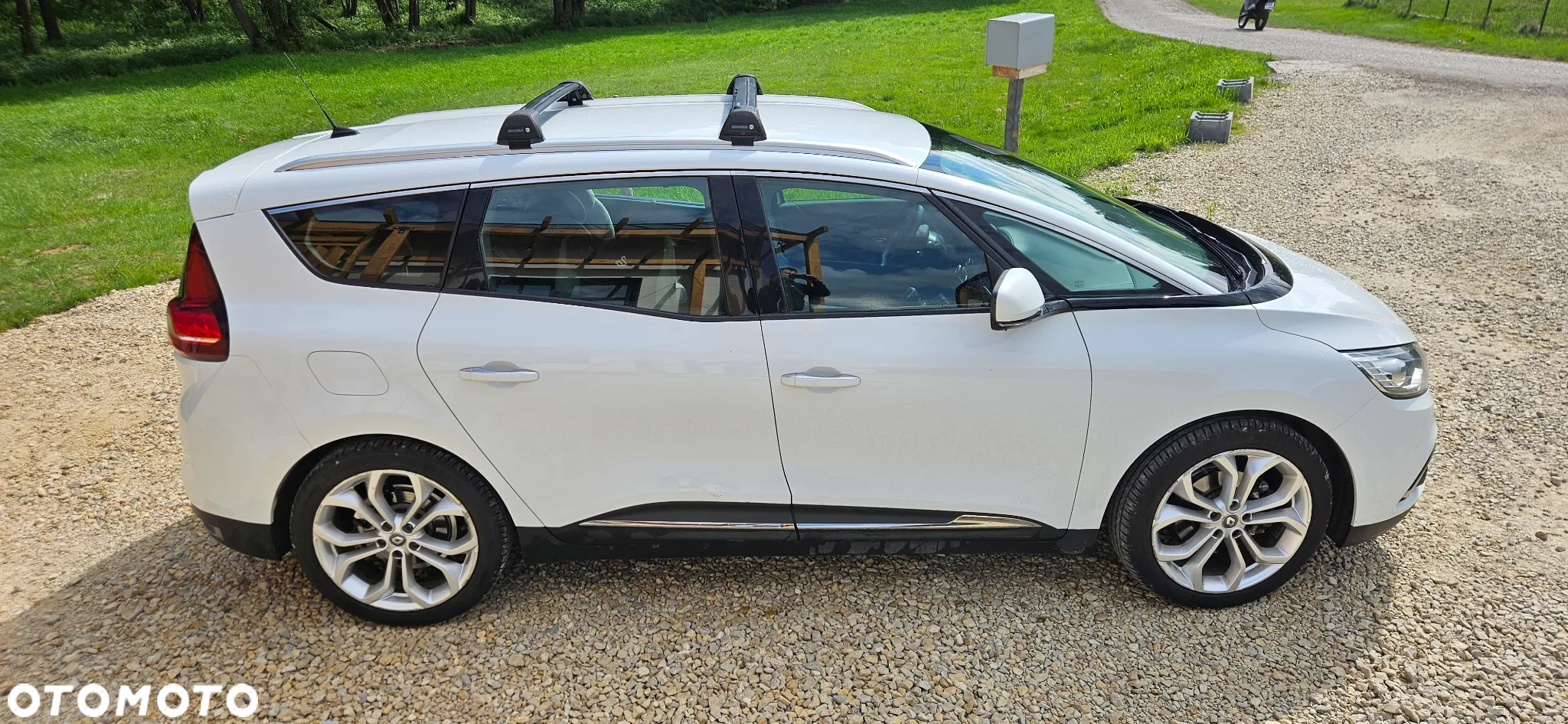 Renault Scenic ENERGY dCi 130 Start & Stop Euro 6 Luxe - 5