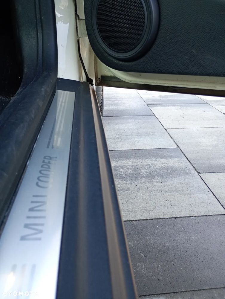 MINI Clubman Cooper D - 8