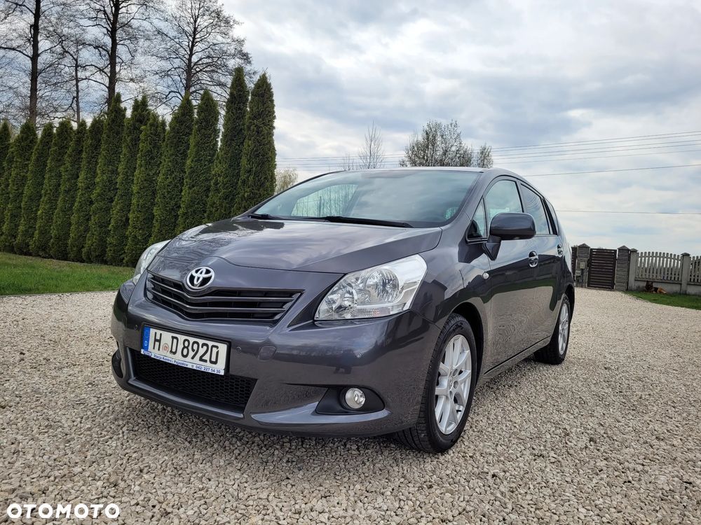 Toyota Verso 1.8 5-Sitzer Life - 5