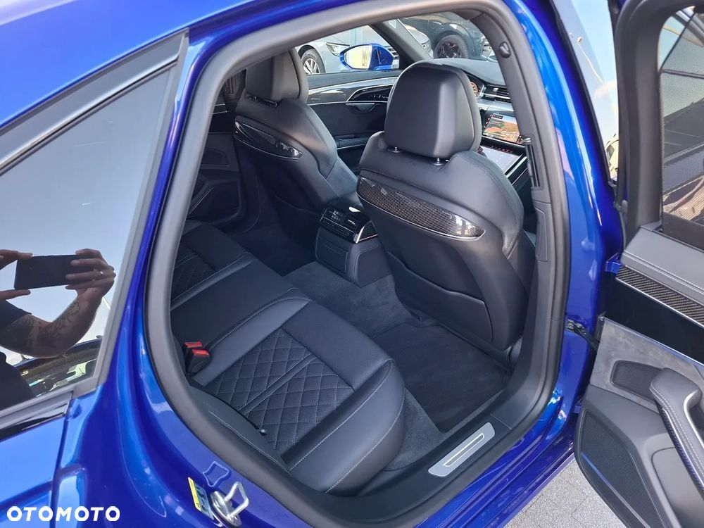Audi A8 55 TFSI quattro tiptronic - 13