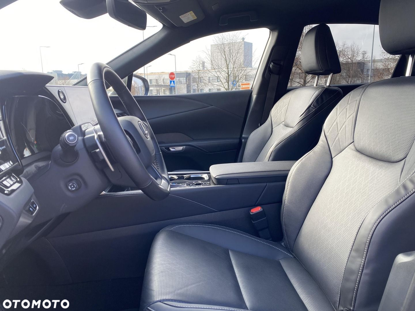 Lexus RX 350h Prestige - 15
