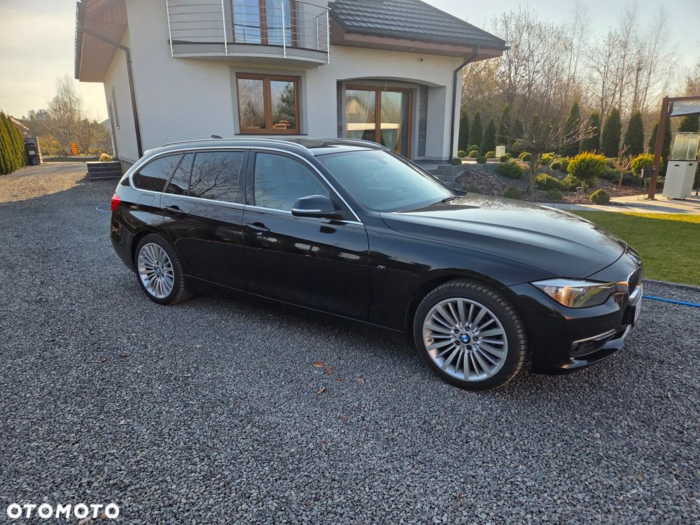 BMW Seria 3 320i Luxury Line - 4