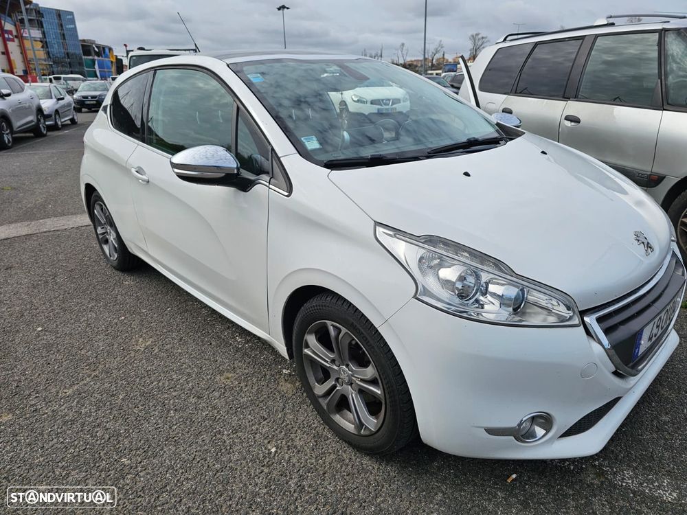 Peugeot 208 1.2 VTi Access - 3