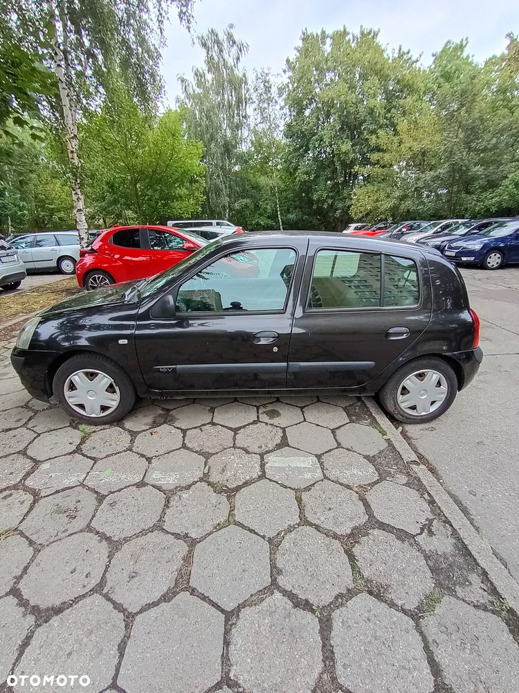 Renault Clio - 2