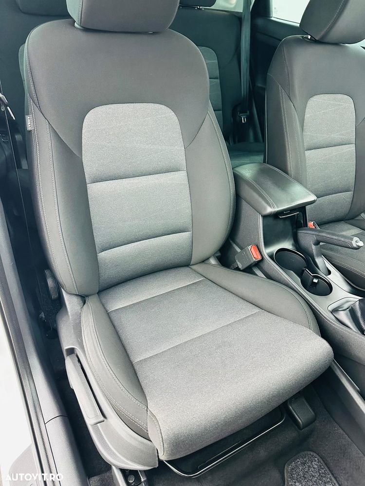 Hyundai Tucson blue 1.6 CRDi 2WD Style - 18