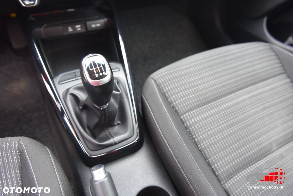 Kia Stonic - 34