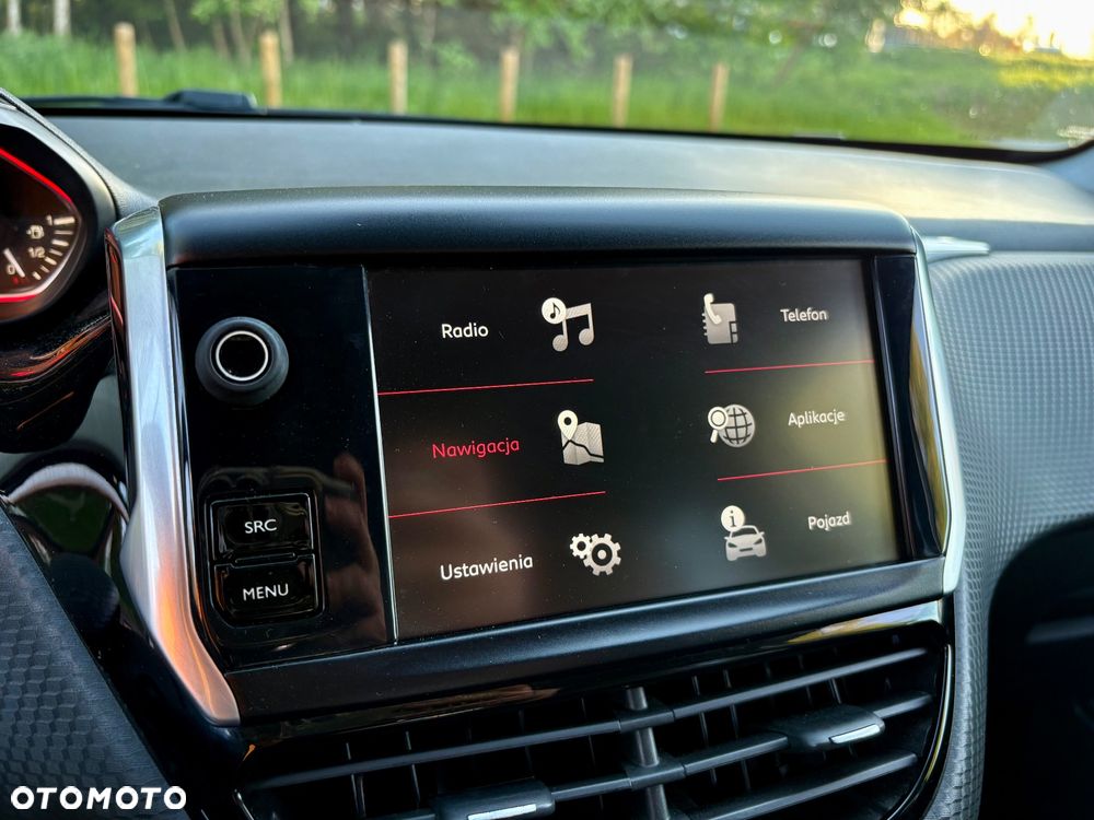 Peugeot 2008 - 13