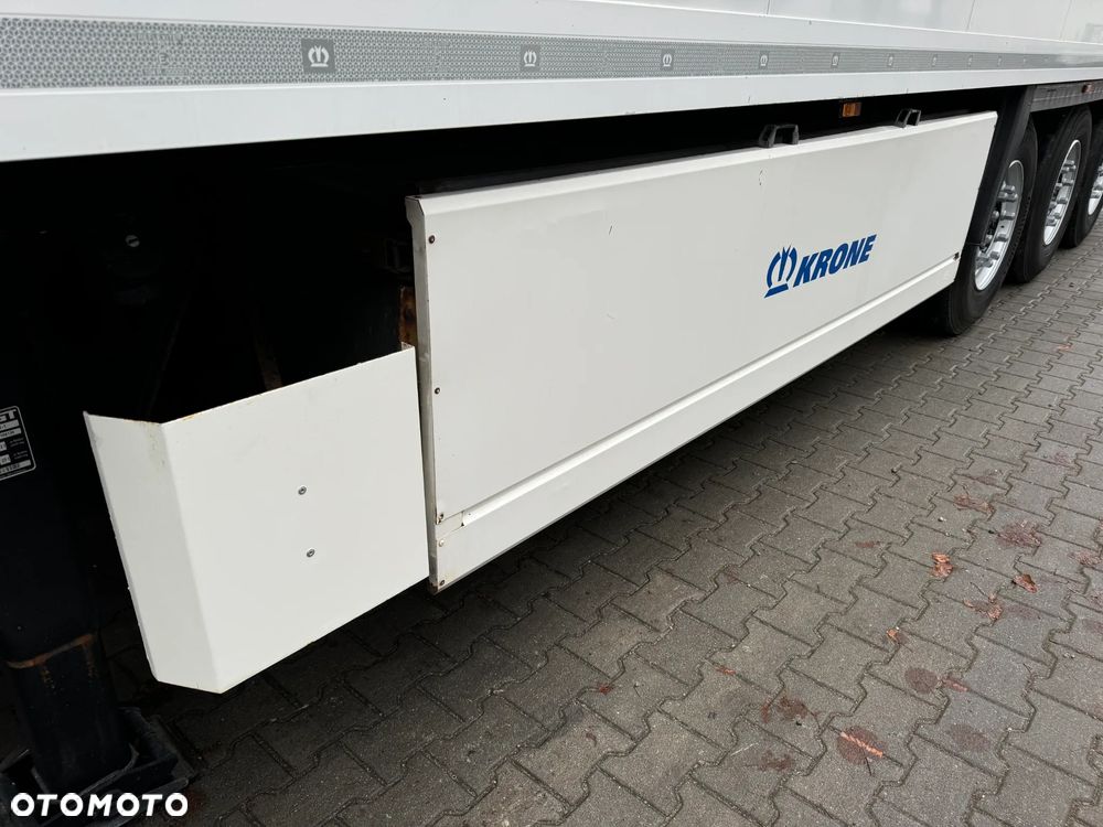 Krone Chłodnia ,Doppelstock , Carrier Vector 1550, Kwiatowa 2,50m - 23