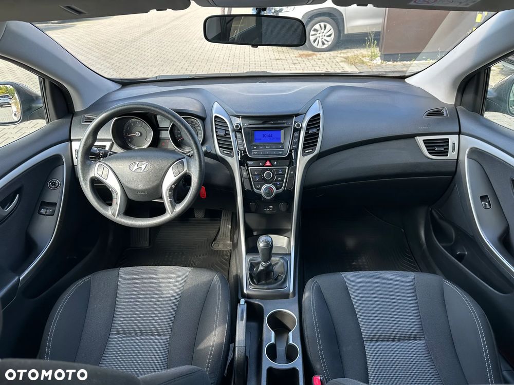 Hyundai i30 1.6 GDI Comfort - 17