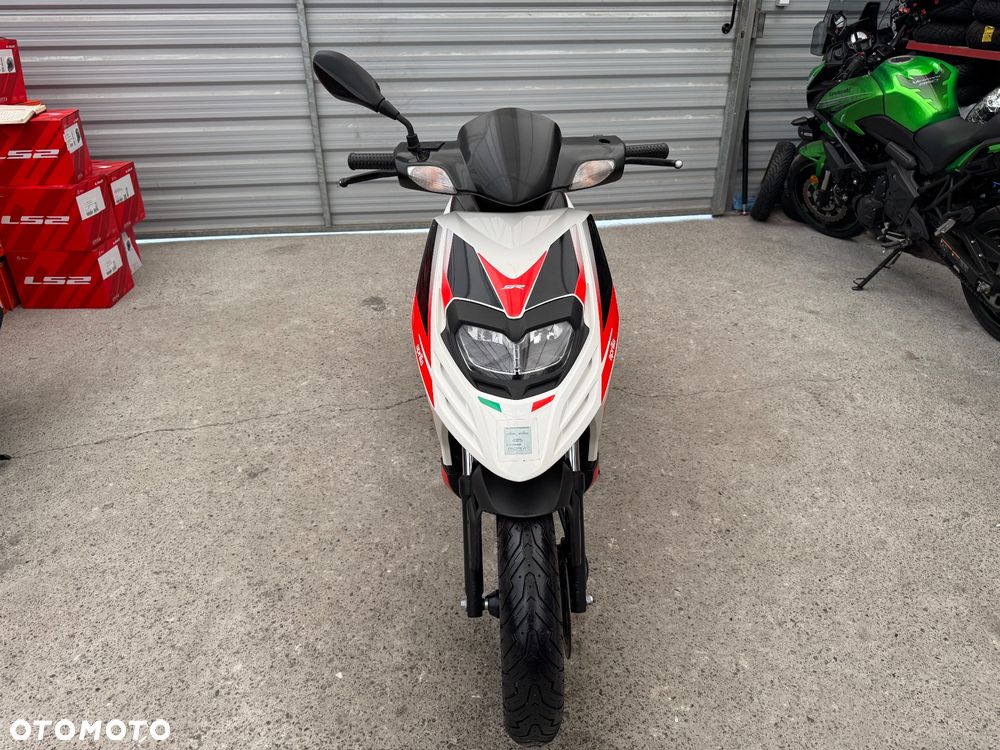 Aprilia SR - 2