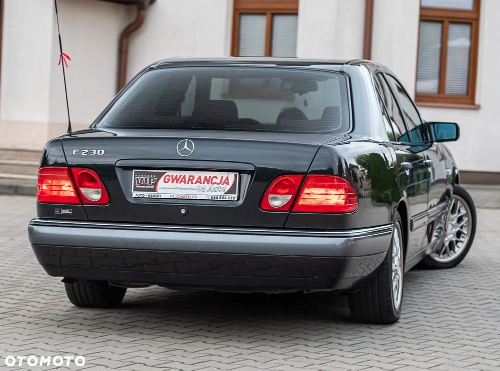 Mercedes-Benz Klasa E - 14