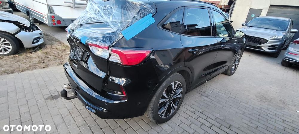 Ford Kuga - 26