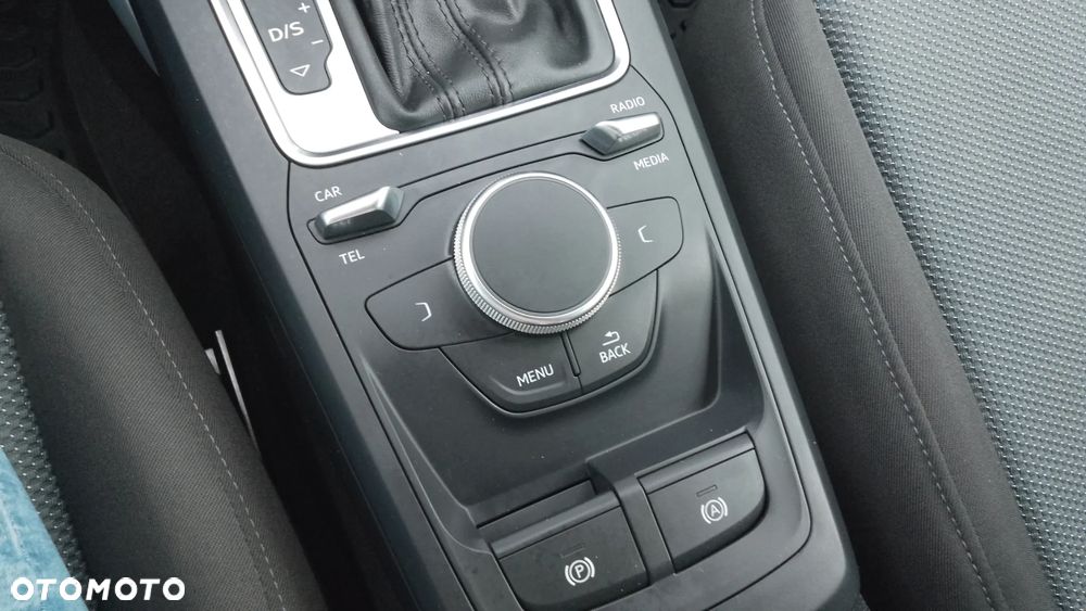 Audi Q2 30 TFSI - 15