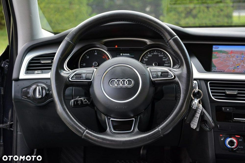 Audi A4 Allroad 2.0 TDI Quattro S tronic - 23