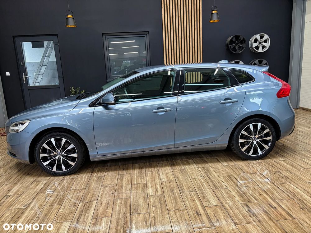 Volvo V40 T3 Drive-E Momentum - 11