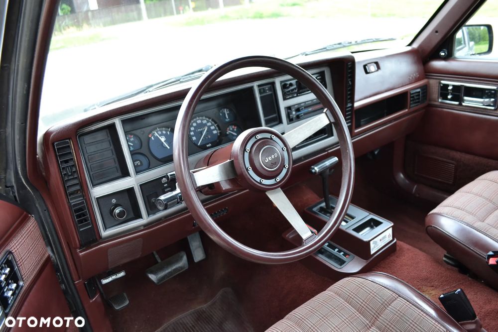 Jeep Comanche - 19