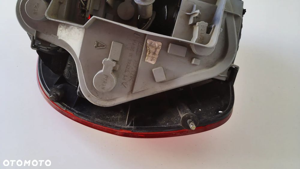 VW Fox Lampa Tył Prawa Lewa strona - 7