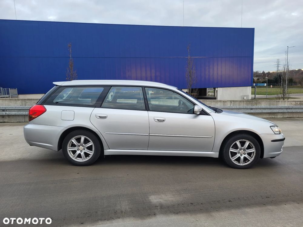 Subaru Legacy 2.5i Comfort AT - 23