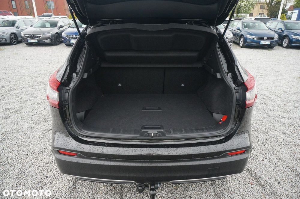 Nissan Qashqai 1.3 DIG-T Tekna EU6d - 33