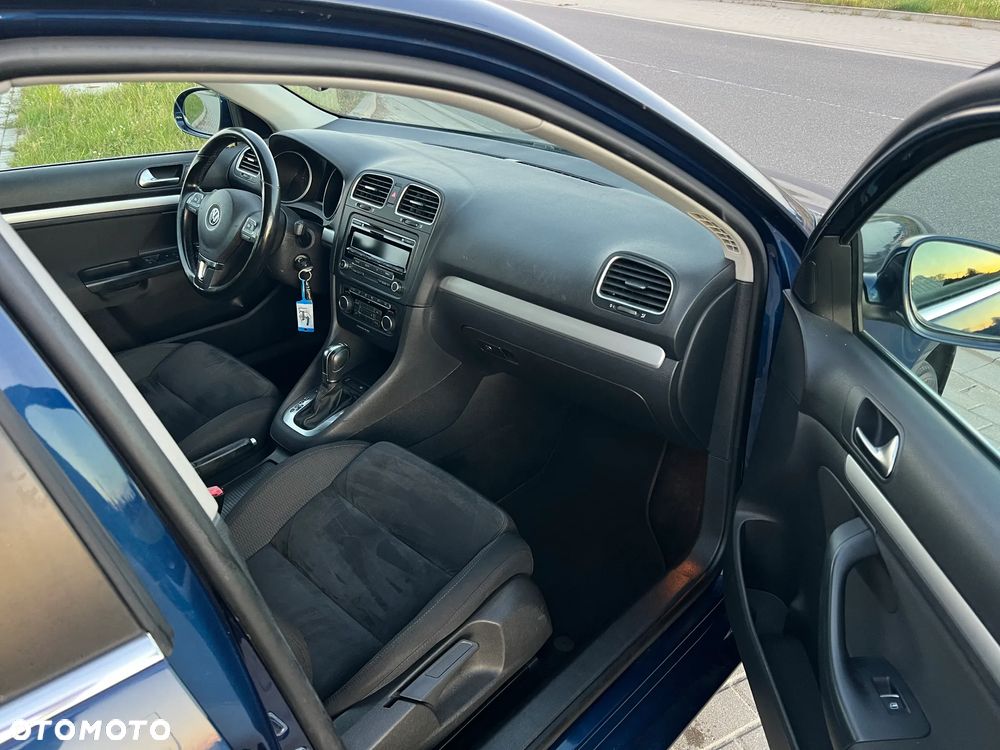 Volkswagen Golf VI 1.6 TDI BlueMot Comfortline DSG - 10
