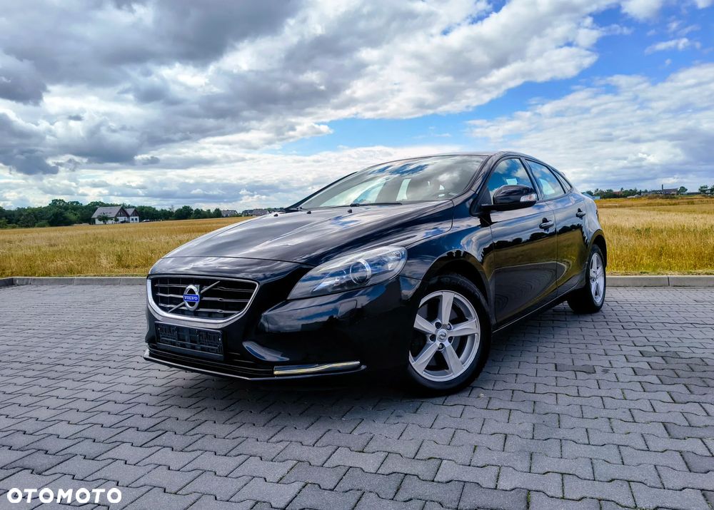 Volvo V40 D4 Geartronic Kinetic - 1