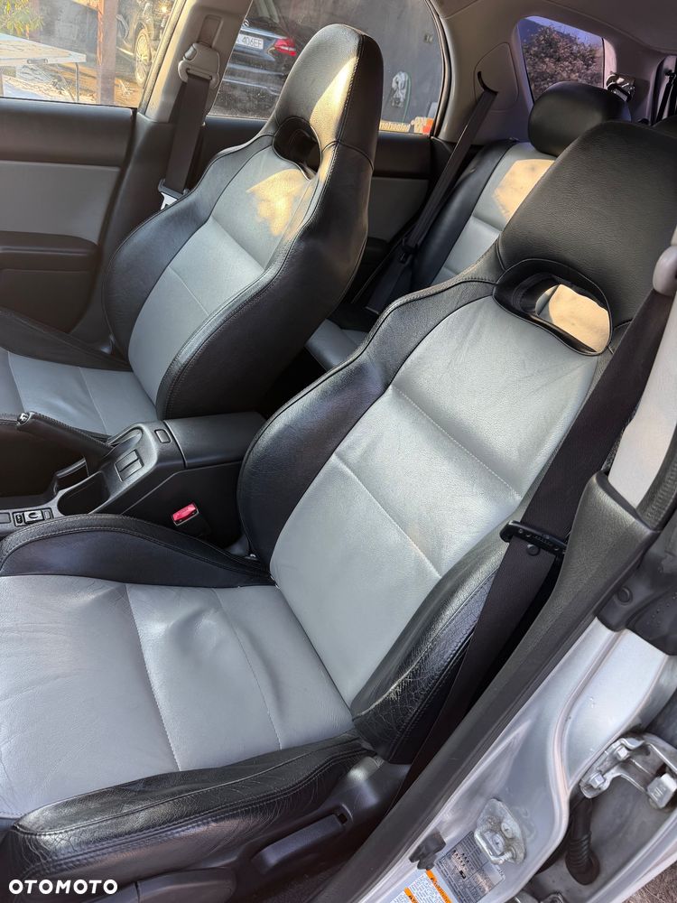 Subaru Impreza - 11