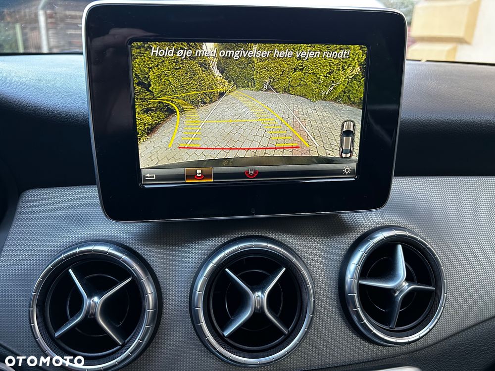 Mercedes-Benz CLA 200 - 10