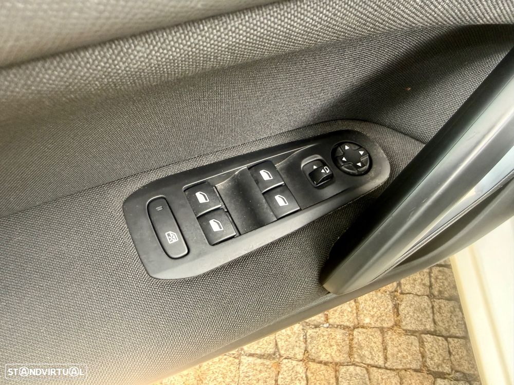 Peugeot 308 SW 1.6 BlueHDi Allure J17 - 18