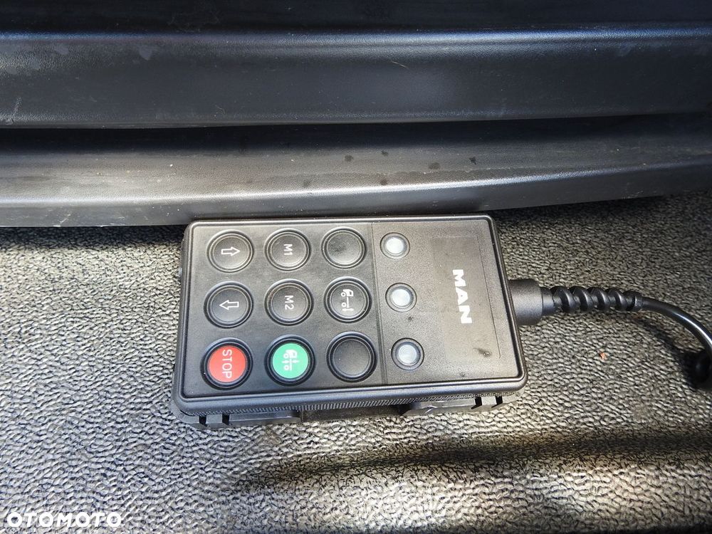 MAN TGL 10.180 KONTENER CHŁODNIA -20*C 11 PALET ZASILANIE 230V KLIMATYZACJA PNEUMATYKA BLIŹNIACZE KOŁA  180KM - 33